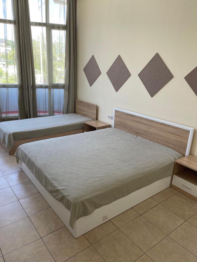 Danita Apartments & Diva Restaurant Bbq&Pool Bar Varna Ngoại thất bức ảnh