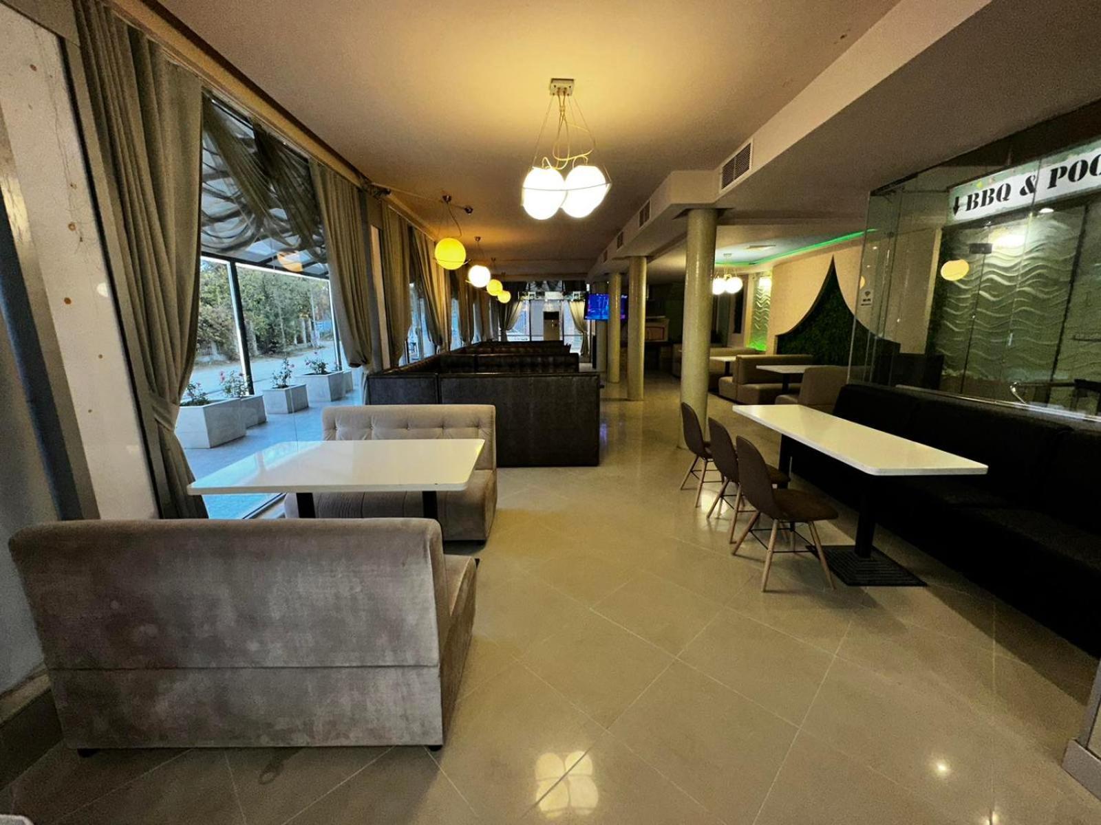 Danita Apartments & Diva Restaurant Bbq&Pool Bar Varna Ngoại thất bức ảnh